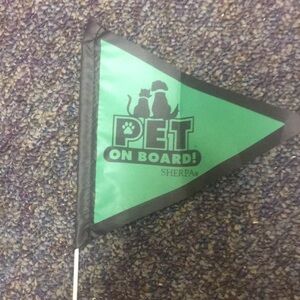 Pet On Board Flag - Green and Black